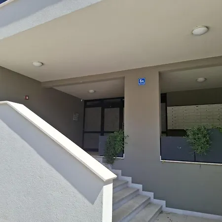 Modern By Interhome