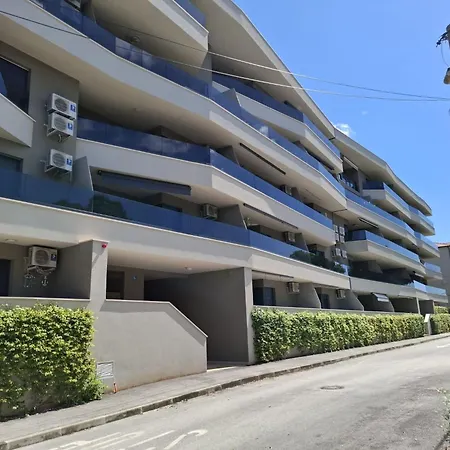 Modern By Interhome Apartment